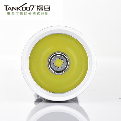 轻便的强光手电-TANK007-KC15