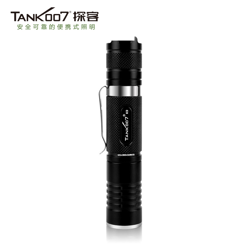 經(jīng)典小直強(qiáng)光手電筒TANK007-K9