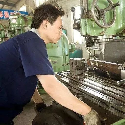 家具頭條|車床機(jī)械加工失誤合集，懸念百出！