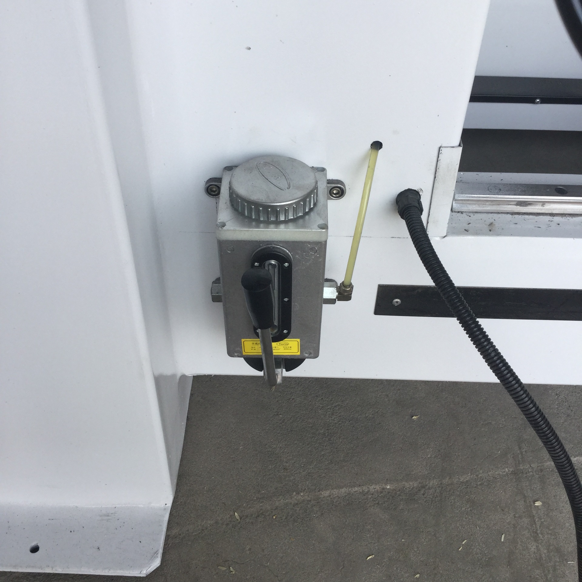 厂家直销木工机械全自动精密三排钻板式家具dw开孔器木工排钻机