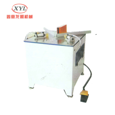 鑫意龙顺-MJ10009气动压料铝木单锯切角机