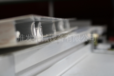 准发木工铝材机械设备 开槽机  铝材铣槽机 门窗专用铣槽机