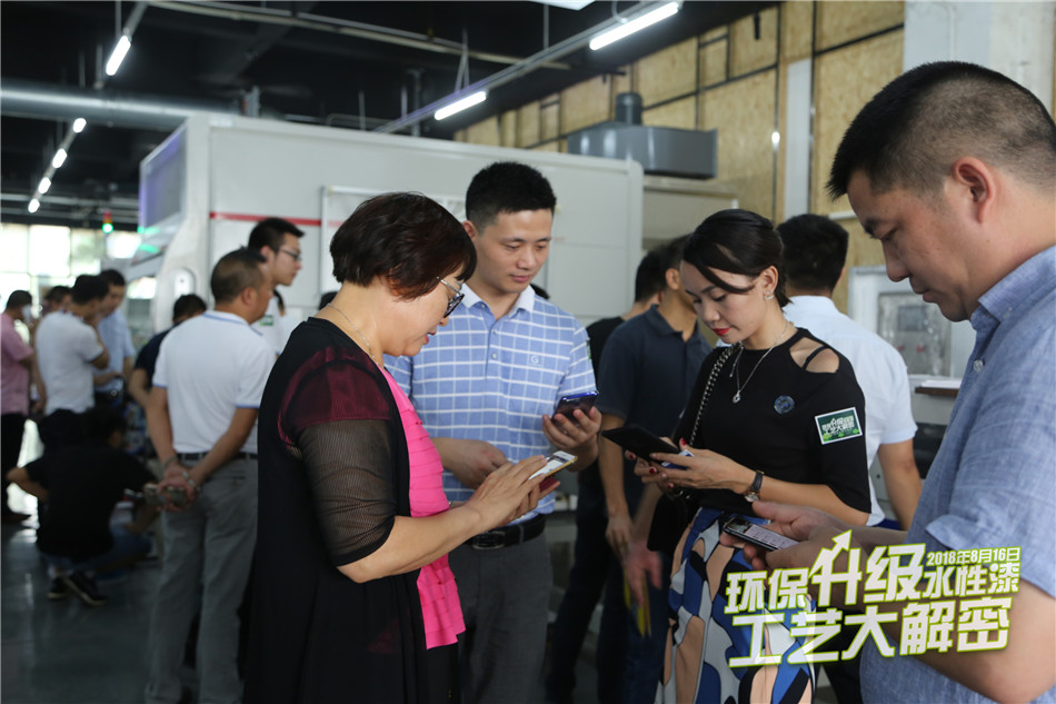 9b7aaffb-4c57-463a-8185-ef85d44cd631.jpg