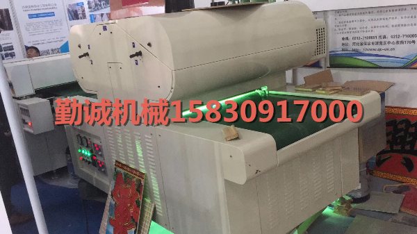 QC-1300型UV倒膜机无气泡无颗粒高光UV膜压机UV漆油漆专用UV线膜压机厂家